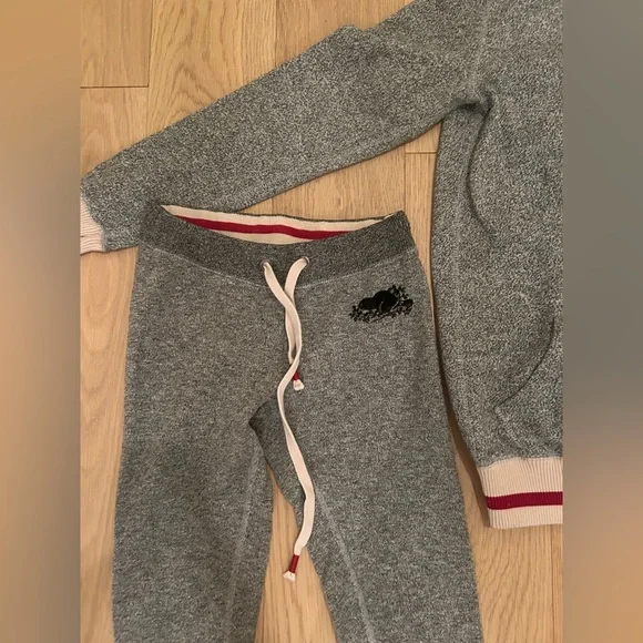 Roots Matching Set - Picture 3 of 5